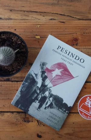 Pesindo - Pemuda Sosialis Indonesia - bukuoase[dot]com